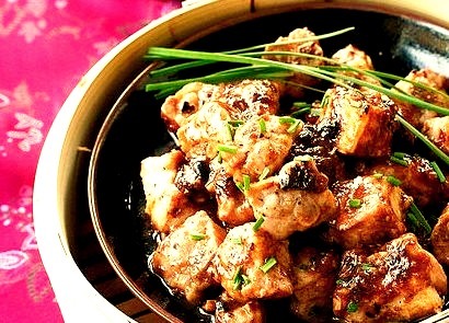 Chinese Steamed Spareribs with Black Bean Sauce